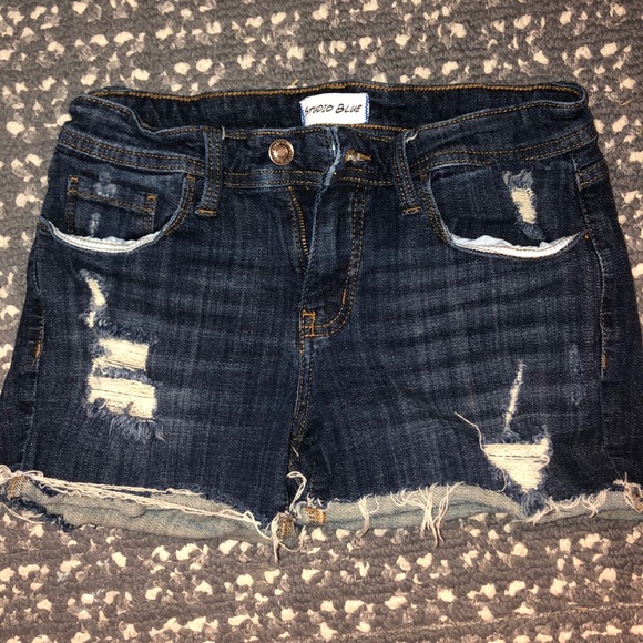 Studio Blue Pants - Shorts